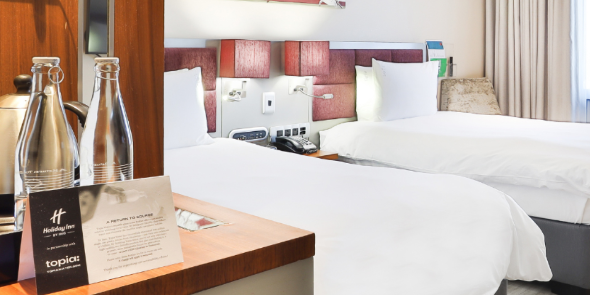 Topia Water In Holiday Inn